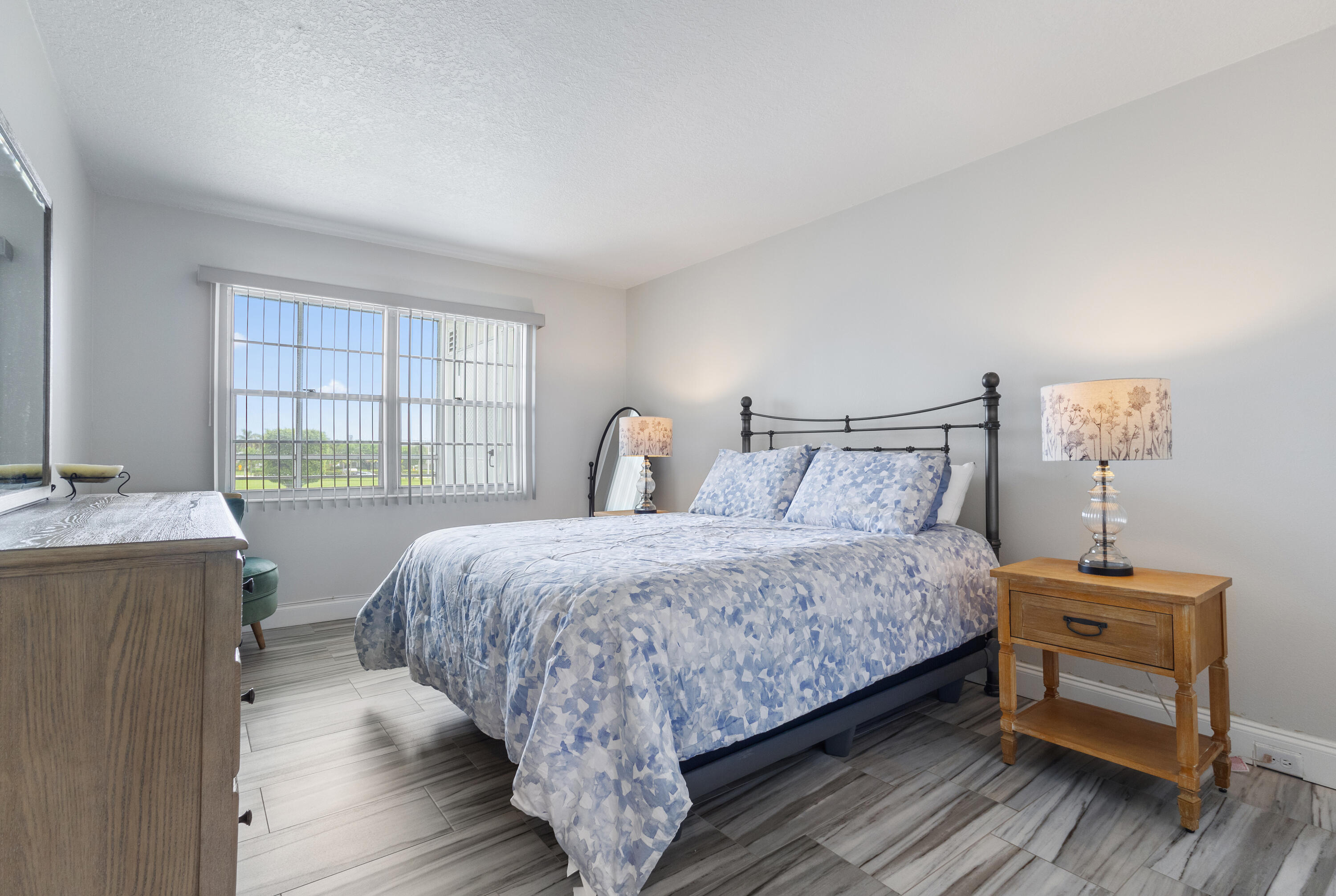 3013 Exeter Boca Raton, FL 33434 - Photo 8 of 18 IMG_2379