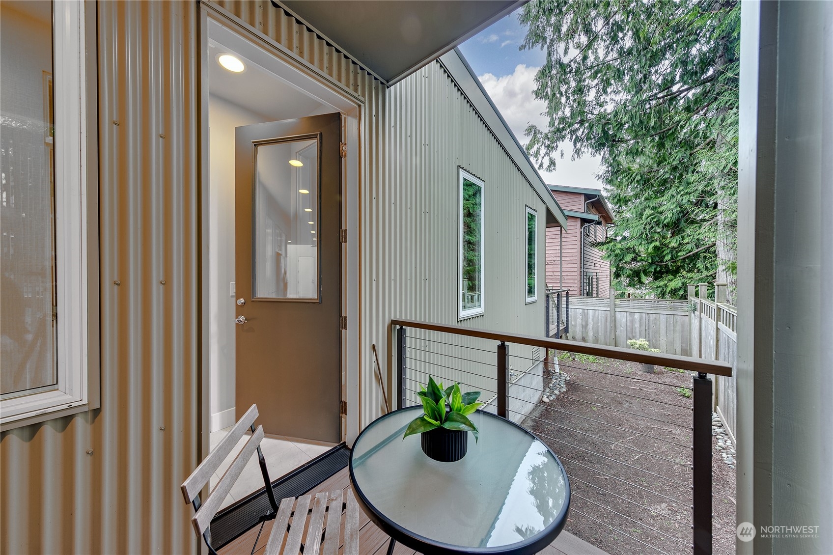 655 Wintersweet Road Northeast Bainbridge Island, WA 98110 - Photo 12 of 36 Gallery Image 12