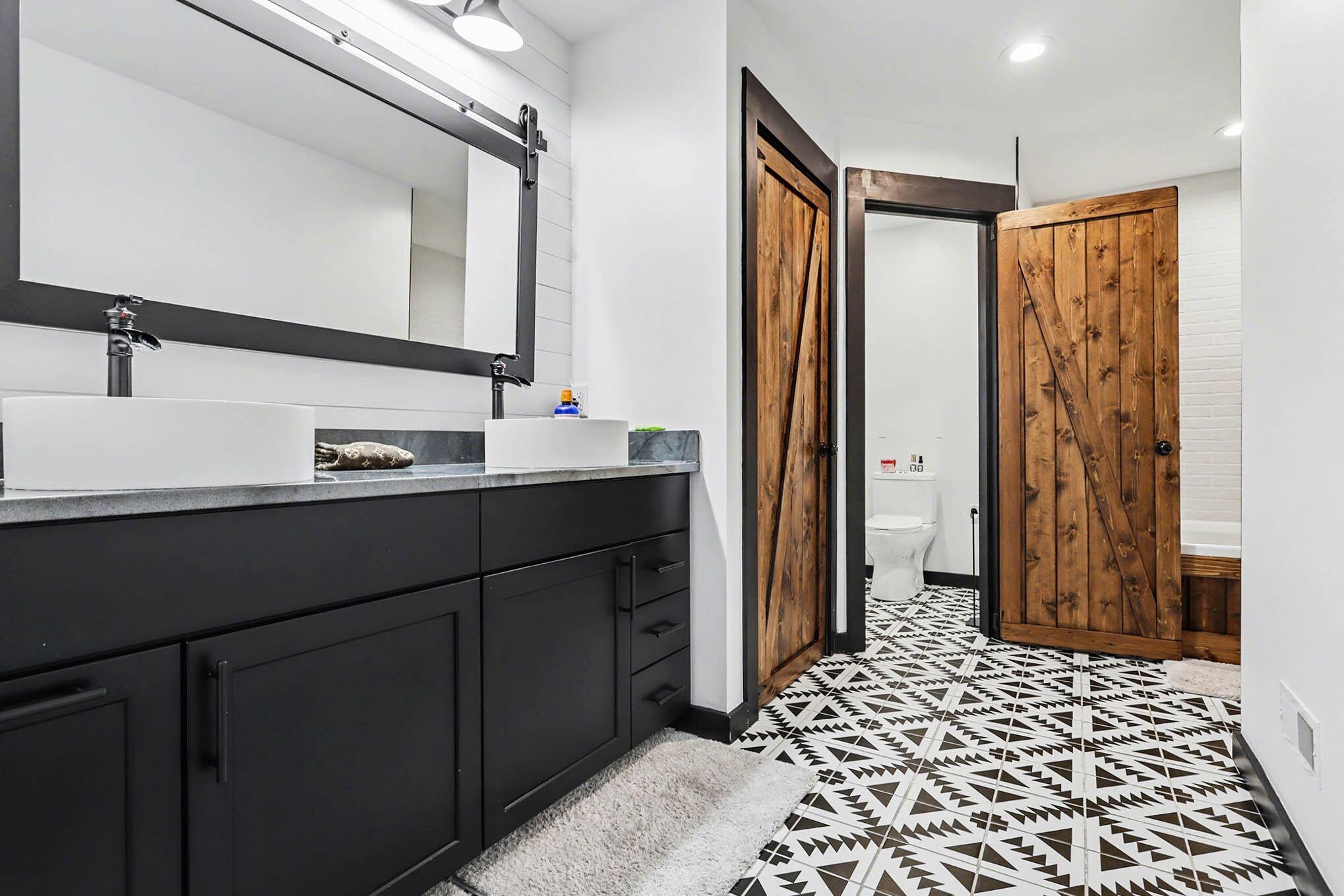 15068 Mohney Lake Road Three Rivers, MI 49093 - Photo 15 of 29 012_file_1639