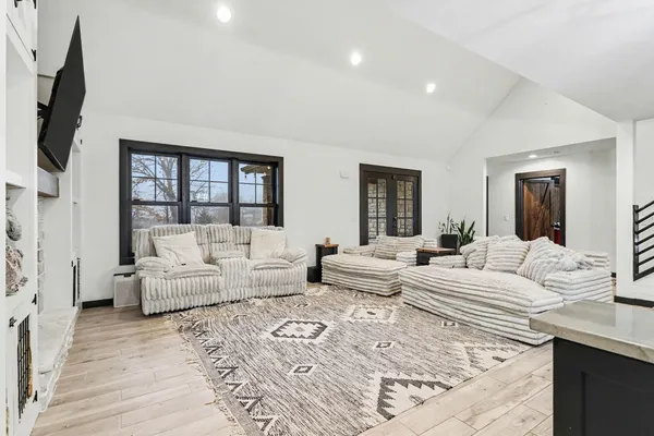 $665,000 | 15068 Mohney Lake Road, Three Rivers, MI 49093