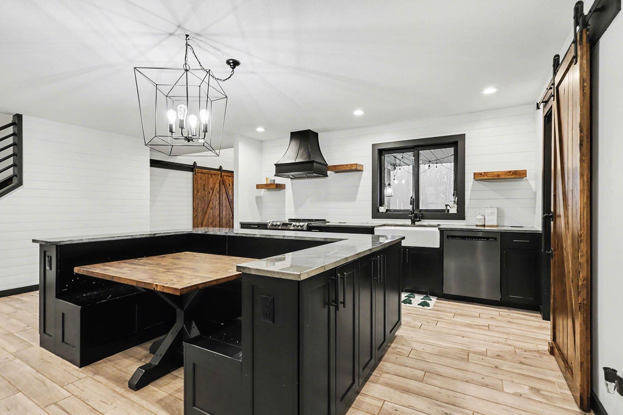 15068 Mohney Lake Road Three Rivers, MI 49093 - Photo 9 of 29 019_file_2051