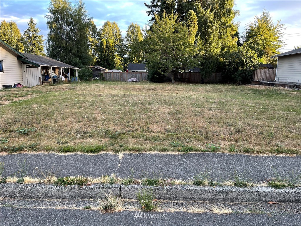 11715 Southeast 167th Street Renton, WA 98058 - Photo 2 of 5 Gallery Image 2