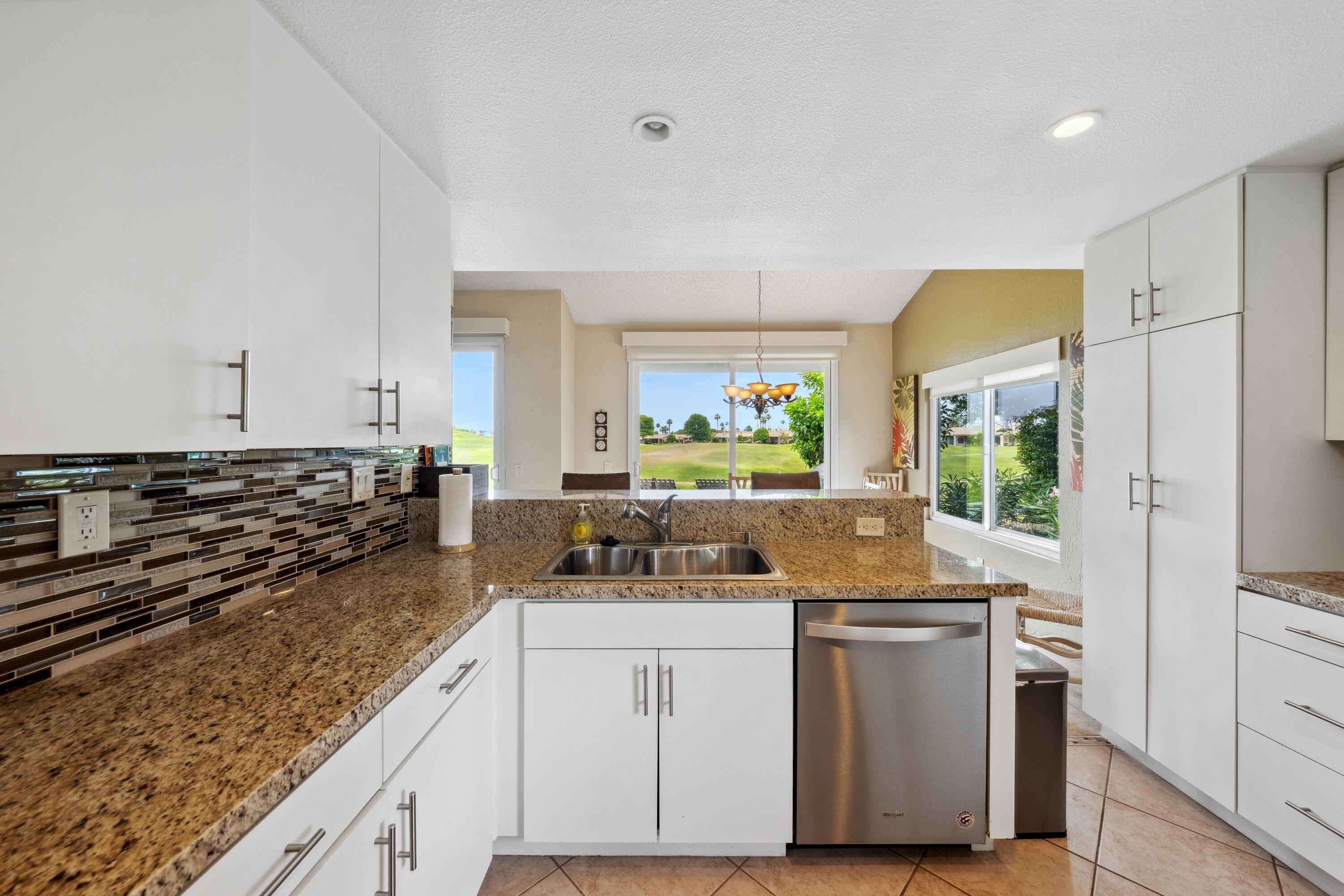 54836 Inverness Way La Quinta, CA 92253 - Photo 4 of 31 20-86622613