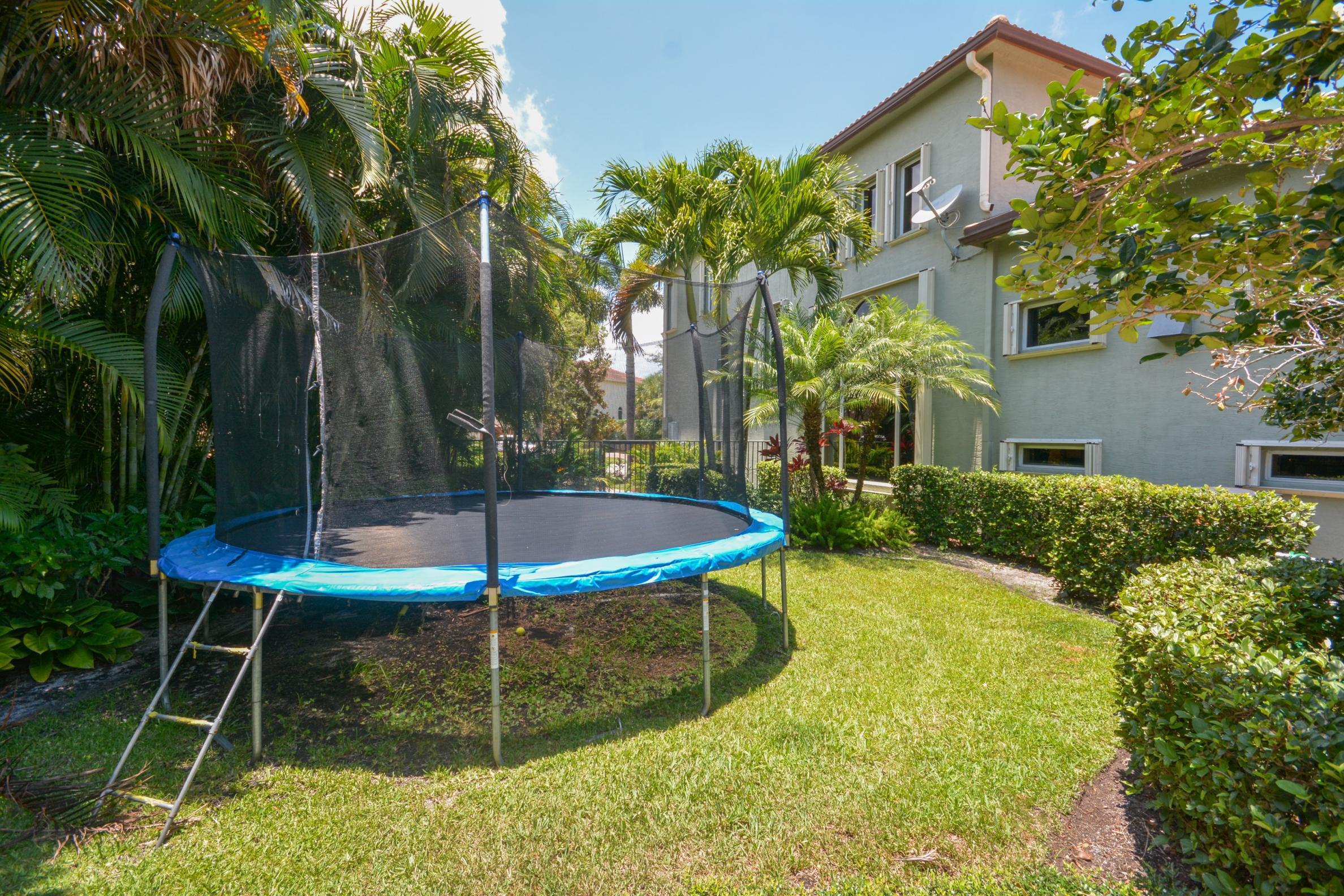 17906 Lake Azure Way Boca Raton, FL 33496 - Photo 12 of 52 14