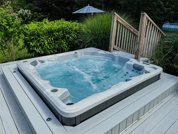 $1,550,000 | 220 Pleasure Drive, Flanders, NY 11901