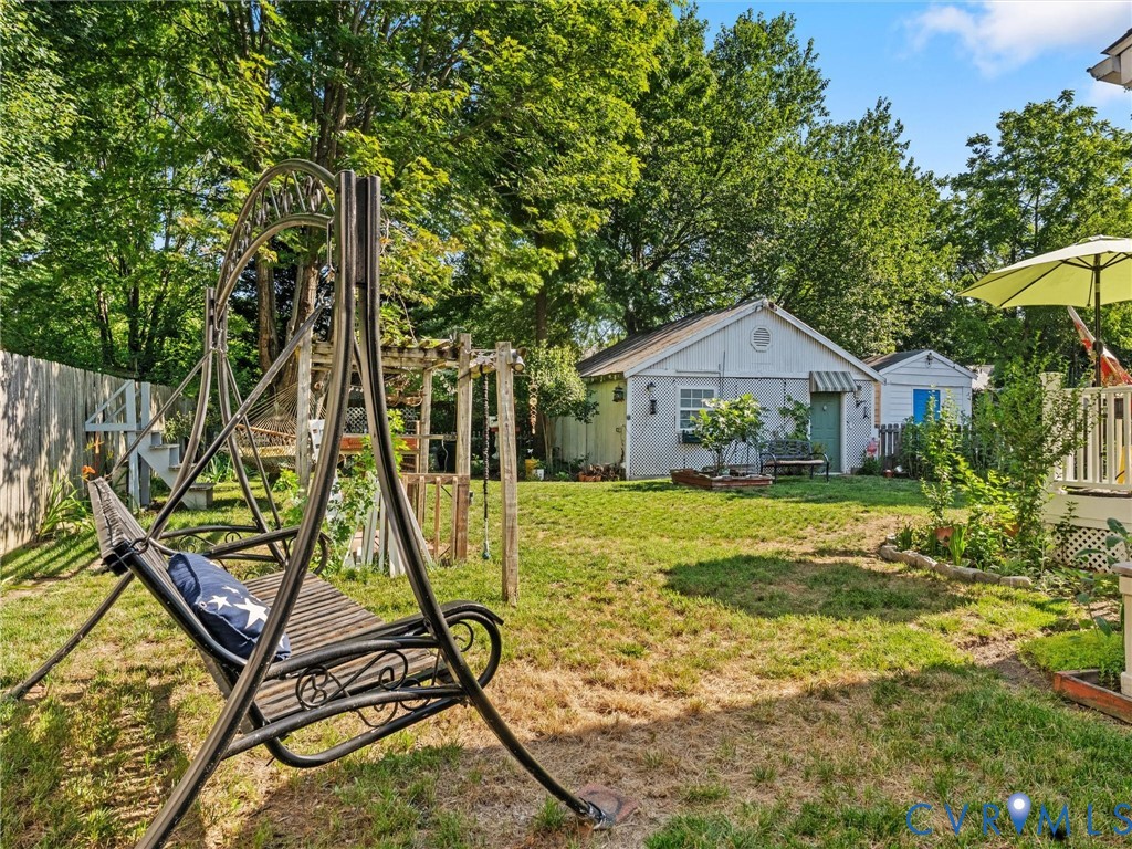 1812 Seddon Road Richmond, VA 23227 - Photo 44 of 56 Expansive backyard featuring a fenced perimeter, m