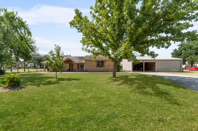 $950,000 | 16119 Cypress Rosehill Road, Cypress, TX 77429