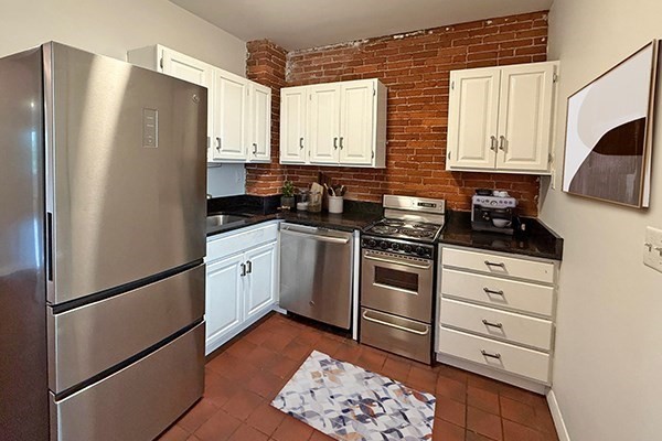 164 Broadway, Unit 2 Somerville, MA 02145 - Photo 2 of 11