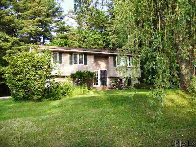 101 Ingersoll Road Wilton, NY 12866 - Photo 3 of 11 Photo 3