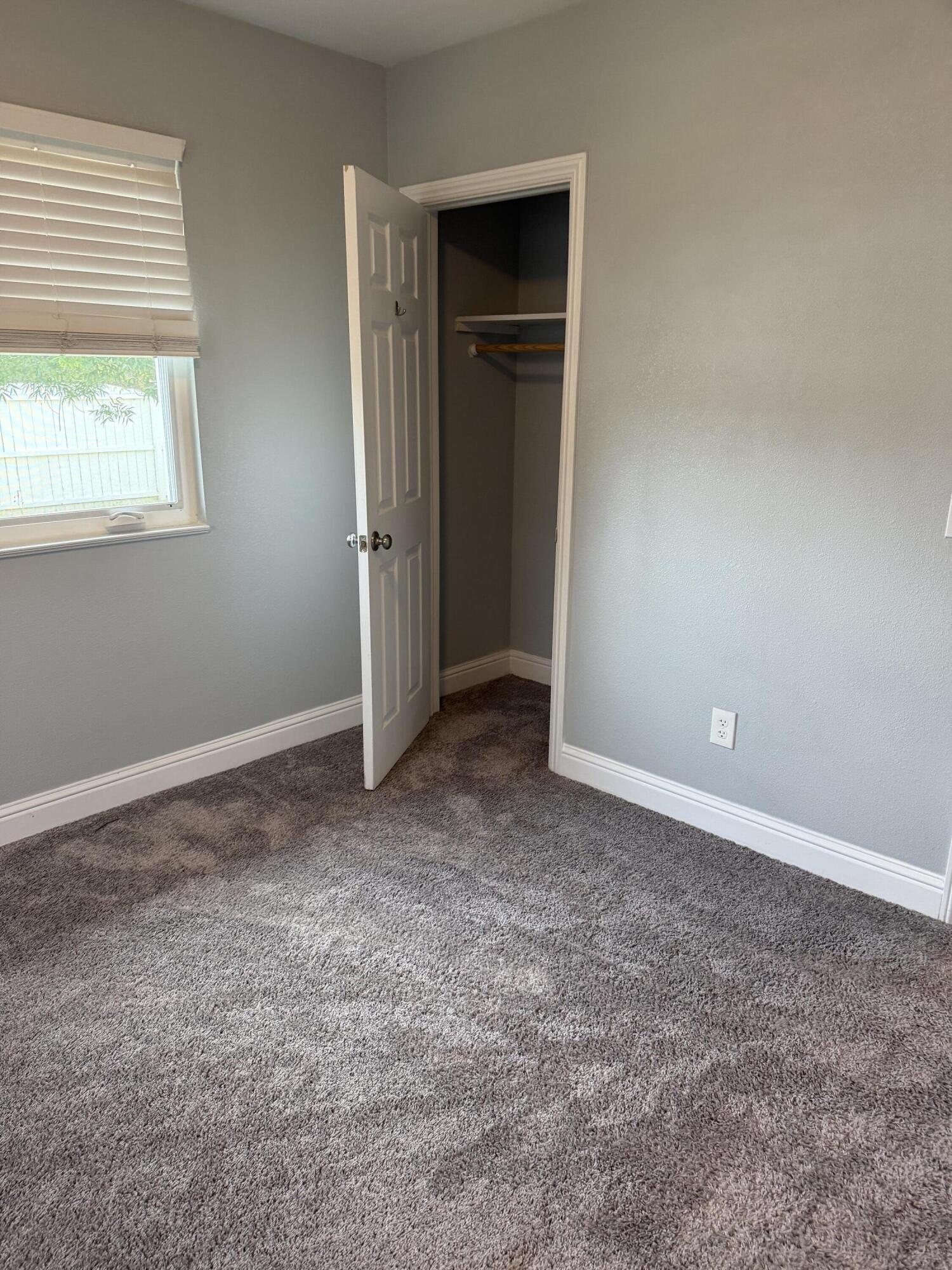 6200 Westside Road Redding, CA 96001 - Photo 19 of 50 a view of an empty room with closet and a window