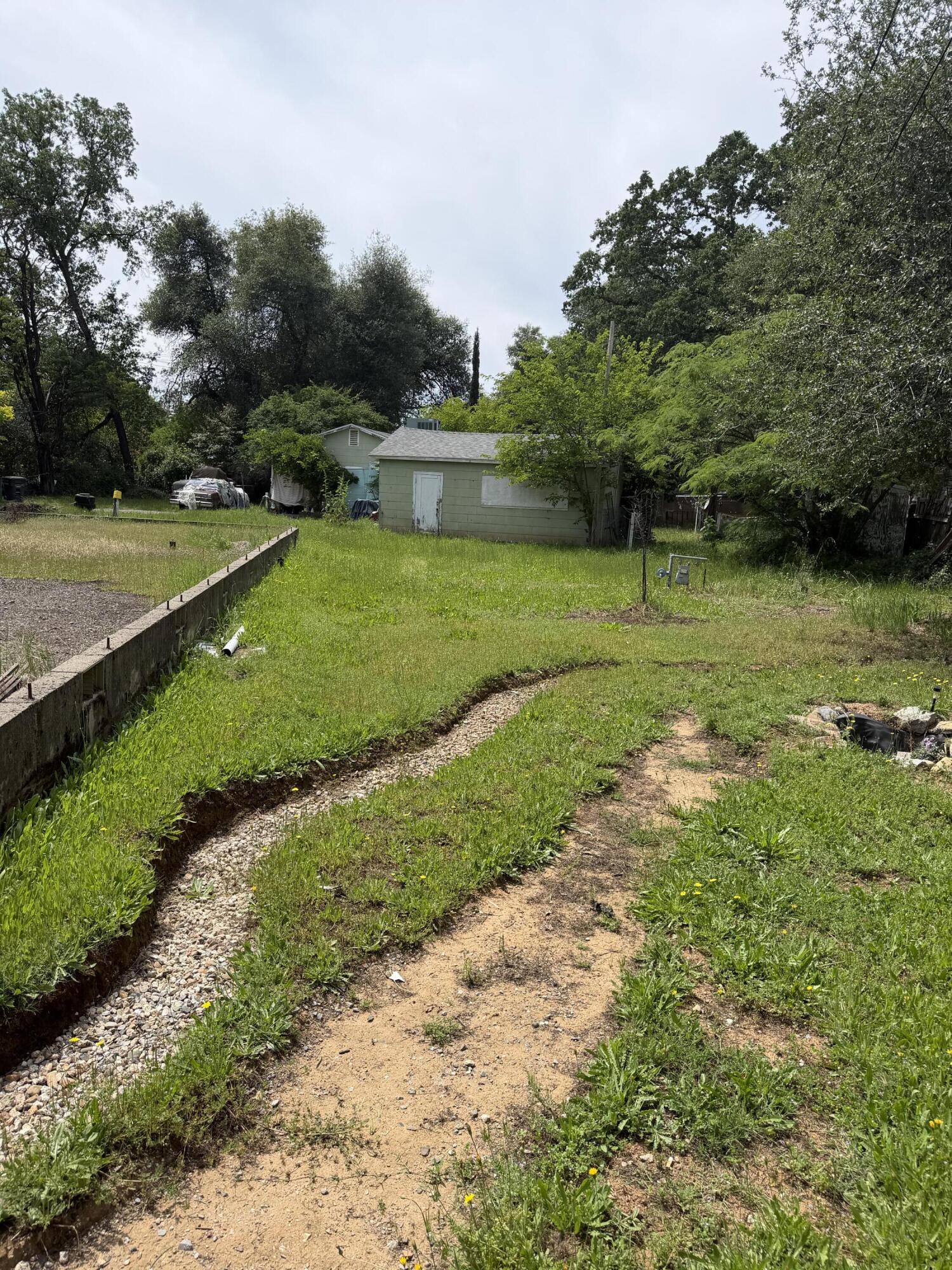 6200 Westside Road Redding, CA 96001 - Photo 49 of 50 a view of a golf course with a park