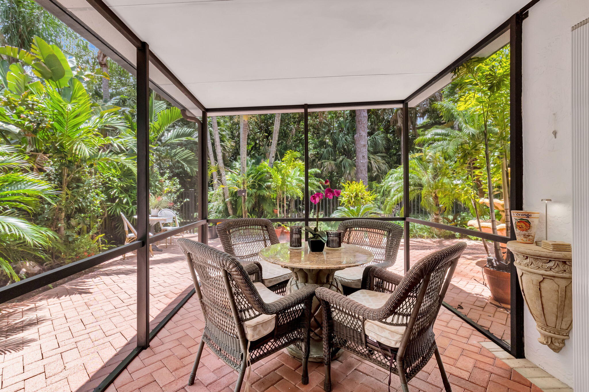 21700 Cromwell Circle Boca Raton, FL 33486 - Photo 3 of 72 TROPICAL SCREENED PATIO