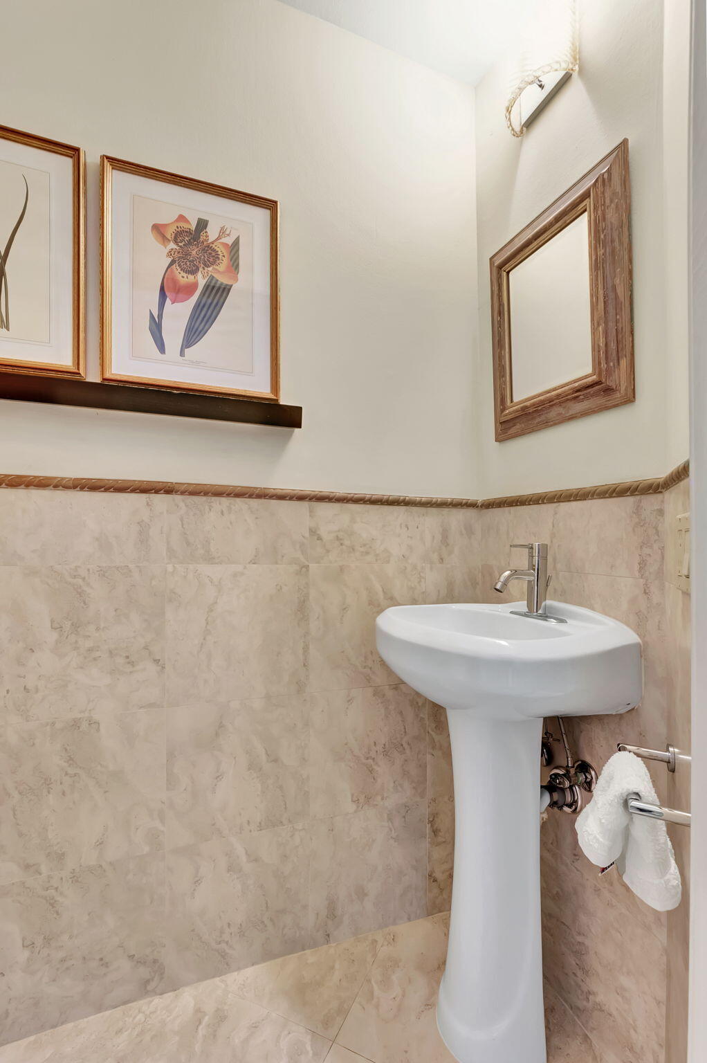 21700 Cromwell Circle Boca Raton, FL 33486 - Photo 37 of 72 POWDER ROOM