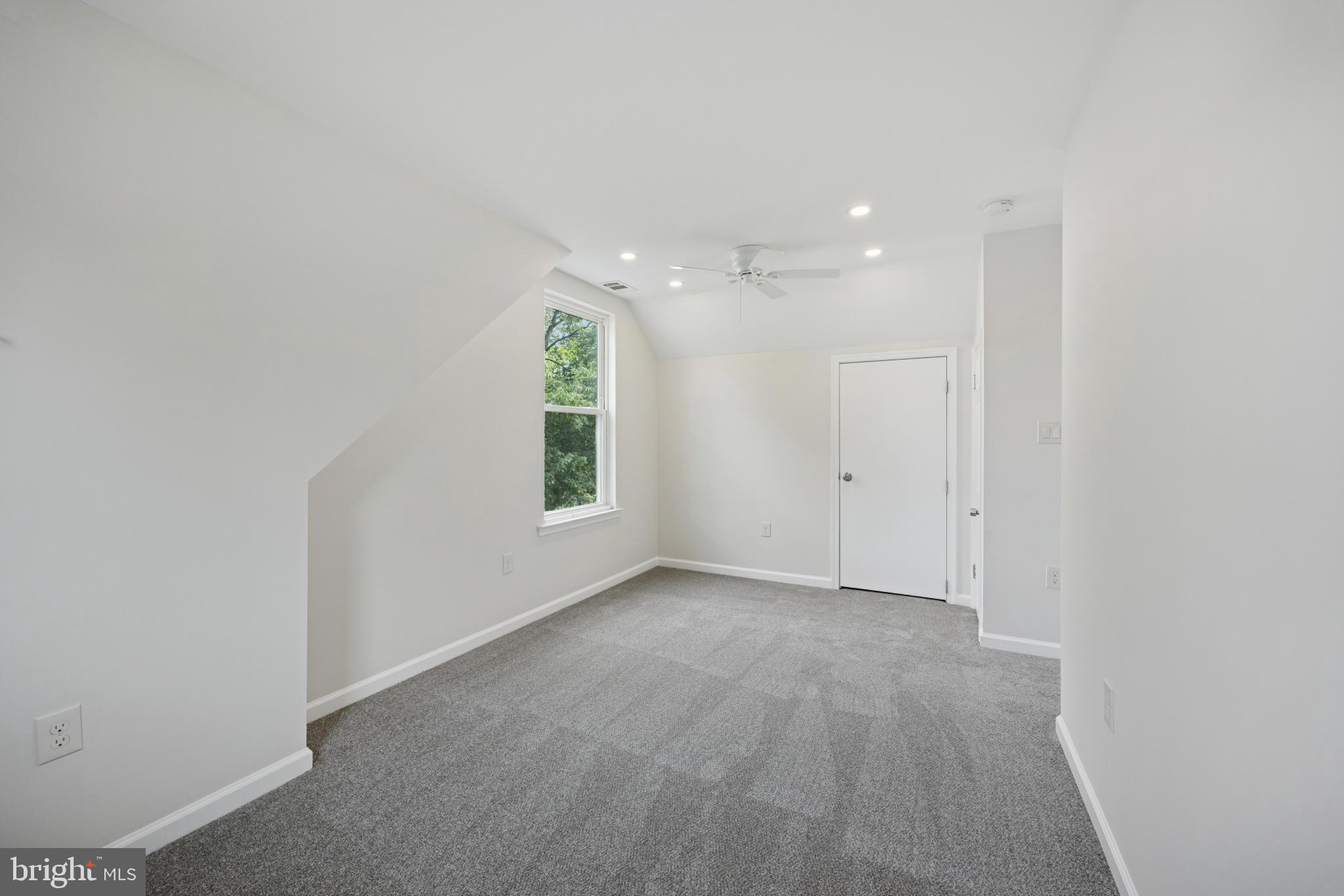 629 Rutland Road Morrisville, PA 19067 - Photo 19 of 25 Bright and airy space with modern charm.
