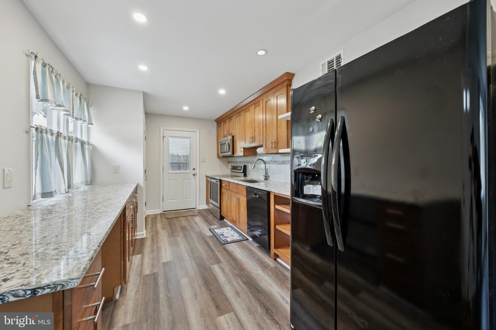 629 Rutland Road Morrisville, PA 19067 - Photo 4 of 25 Modern kitchen with sleek finishes.