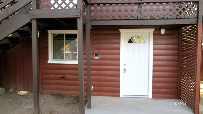 a view of outdoor space kitchen