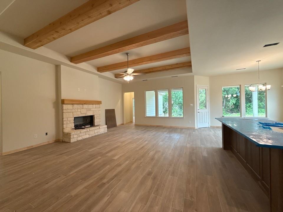 132 Oak Grv Way Springtown, TX 76082 - Photo 8 of 18