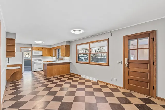 $429,000 | 126 Ellickson Street, Arlington, WI 53911