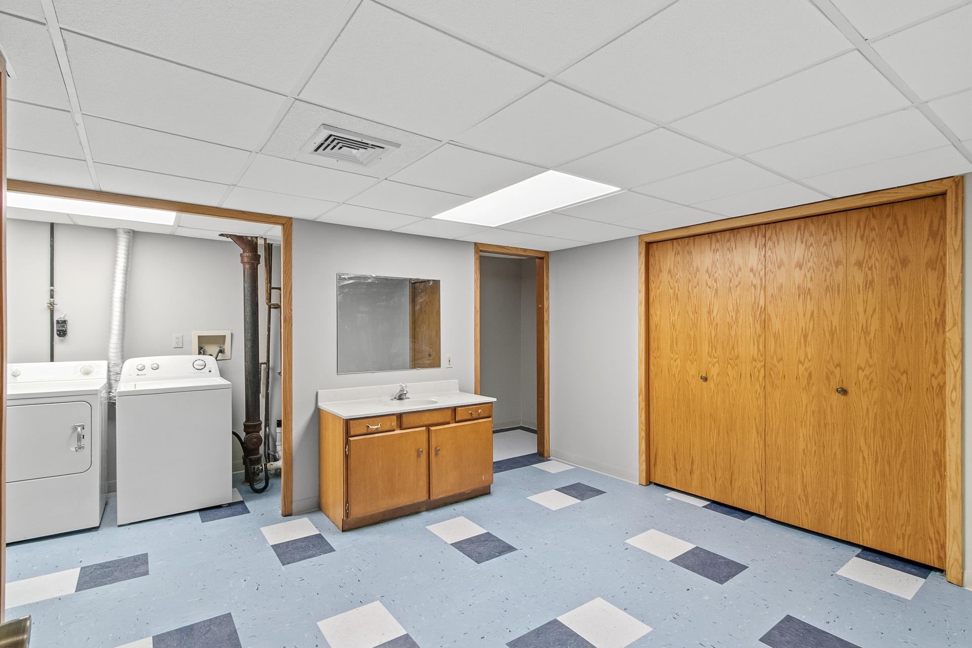 126 Ellickson Street Arlington, WI 53911 - Photo 42 of 61