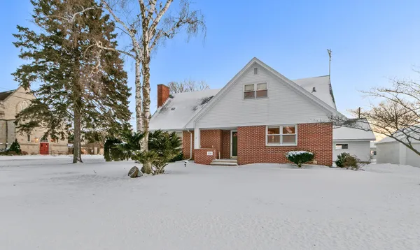 $429,000 | 126 Ellickson Street, Arlington, WI 53911
