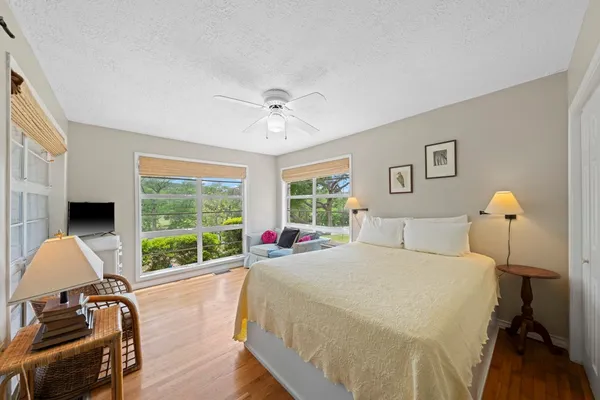 $1,190,000 | 1120 Highway 39, Ingram, TX 78025