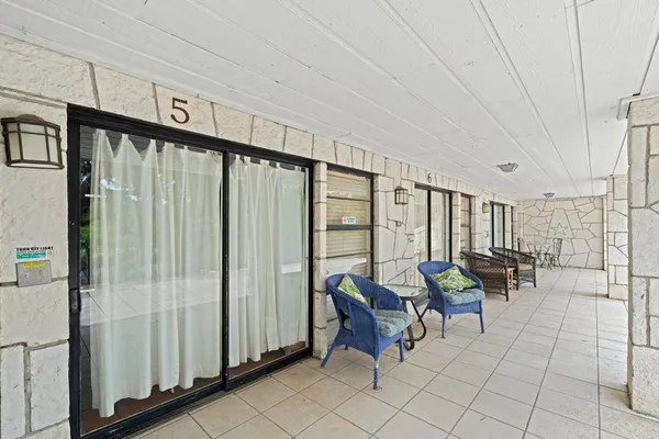 $1,190,000 | 1120 Highway 39, Ingram, TX 78025