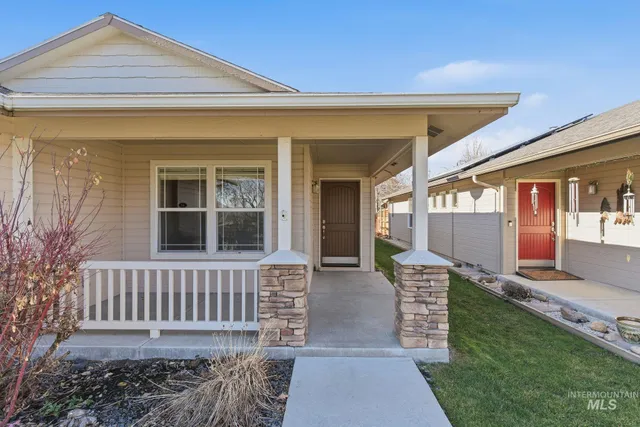 $385,000 | 8199 North Duncan Lane, Boise, ID 83714