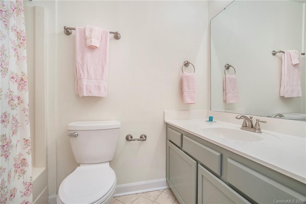 416 Queens Road, Unit 4 Charlotte, NC 28207 - Photo 23 of 26 Gallery Image 23
