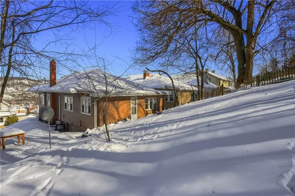 $150,000 | 1510 Hiland Avenue, Coraopolis, PA 15108