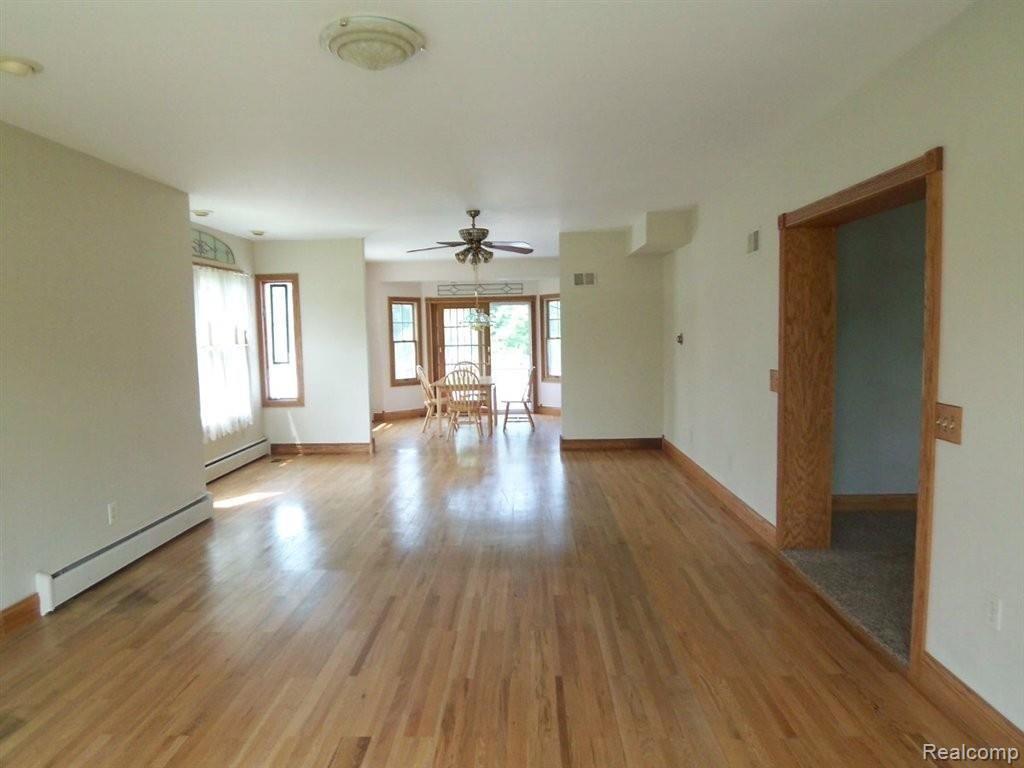 51979 Fairchild Road New Baltimore, MI 48051 - Photo 8 of 21 Family Room to Kitchen.JPG
