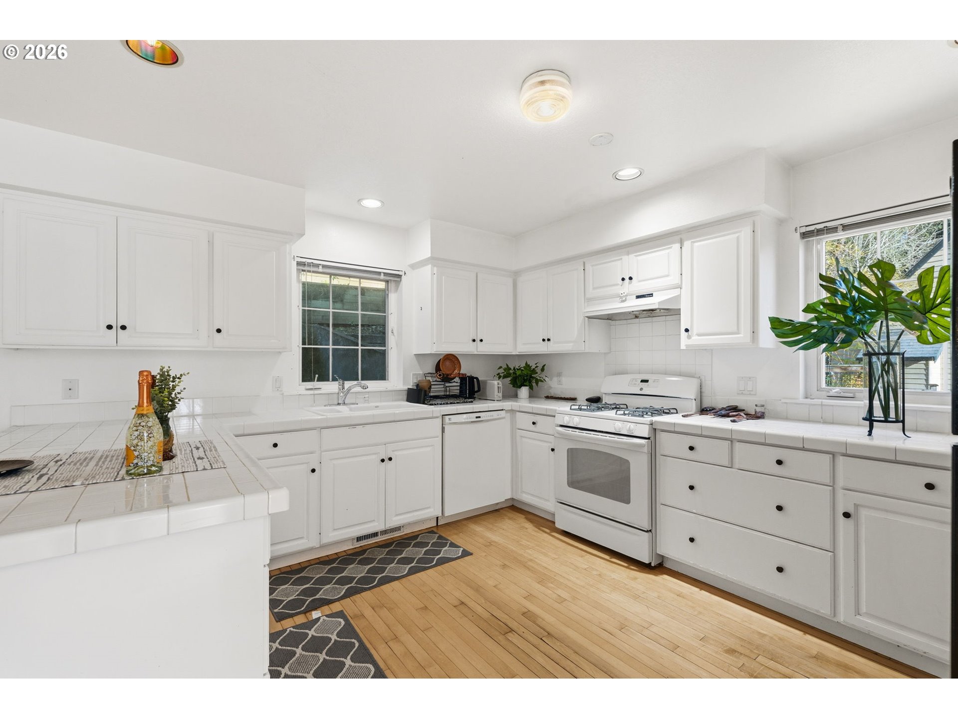 357 West 37th Avenue Eugene, OR 97405 - Photo 14 of 45