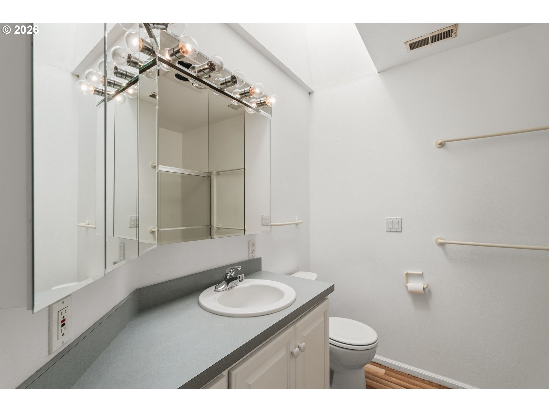 357 West 37th Avenue Eugene, OR 97405 - Photo 31 of 45