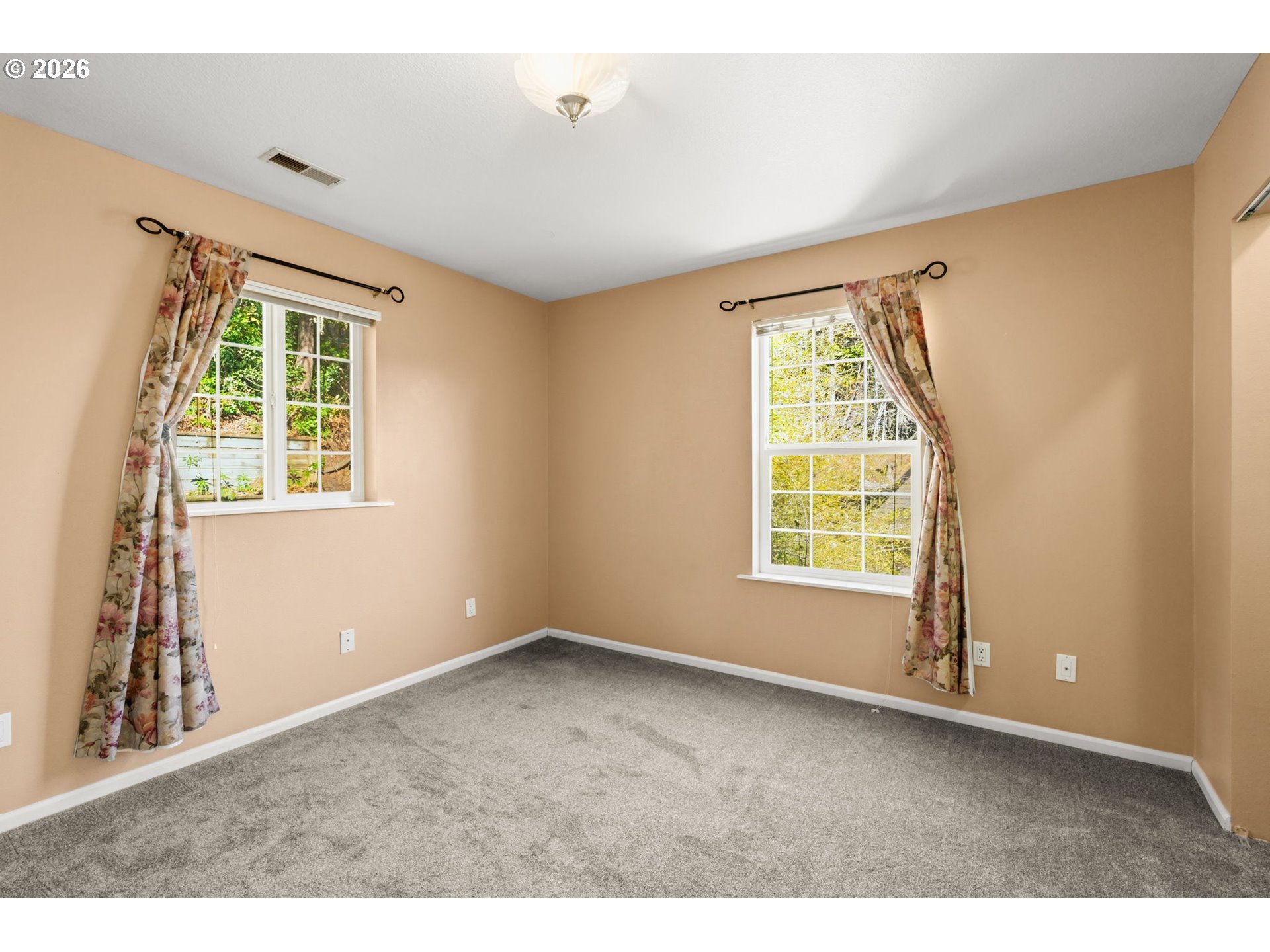 357 West 37th Avenue Eugene, OR 97405 - Photo 34 of 45