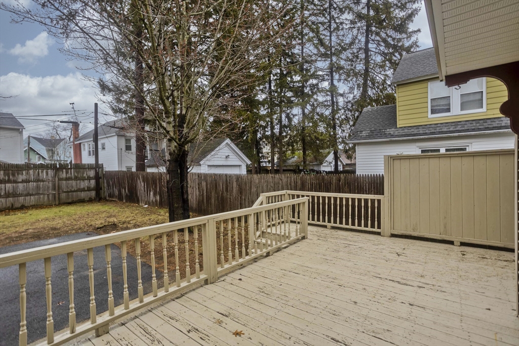 44 Meredith Street Springfield, MA 01108 - Photo 8 of 41 Gallery Image 8