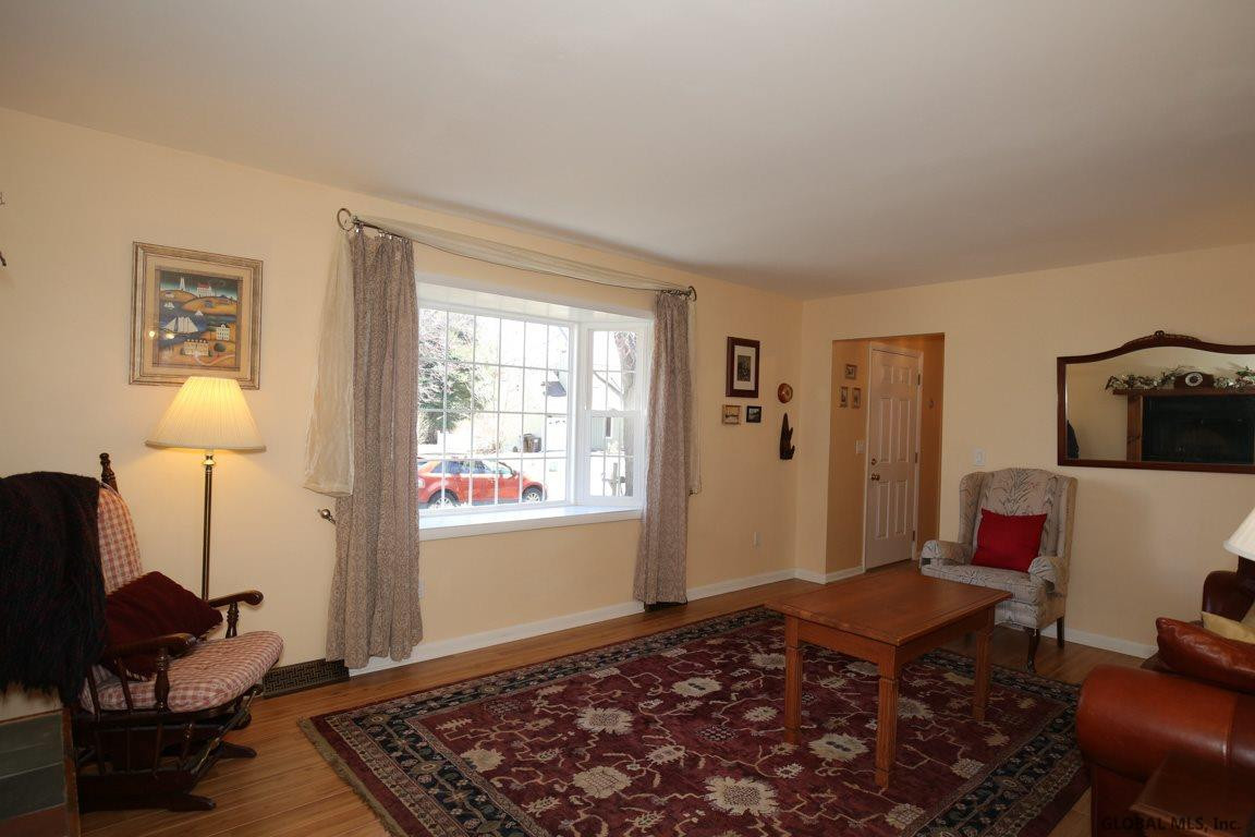57 Jefferson Road Bethlehem, NY 12077 - Photo 4 of 25 Photo 4
