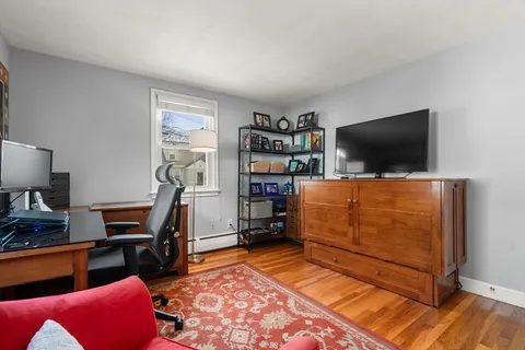 a view of a livingroom with furniture