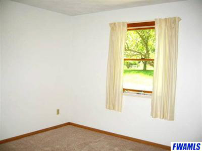 6320 West Hills Road Fort Wayne, IN 46804 - Photo 13 of 19 Gallery Image 13