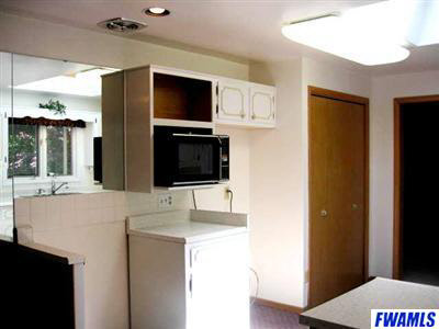 6320 West Hills Road Fort Wayne, IN 46804 - Photo 5 of 19 Gallery Image 5