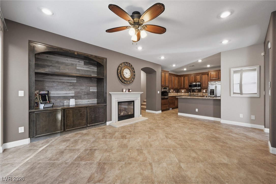 6927 Cook Inlet Avenue Las Vegas, NV 89179 - Photo 14 of 39