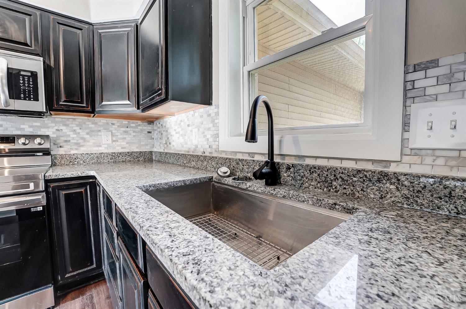 3745 Shaker Road Franklin, OH 45005 - Photo 11 of 43 Gallery Image 11