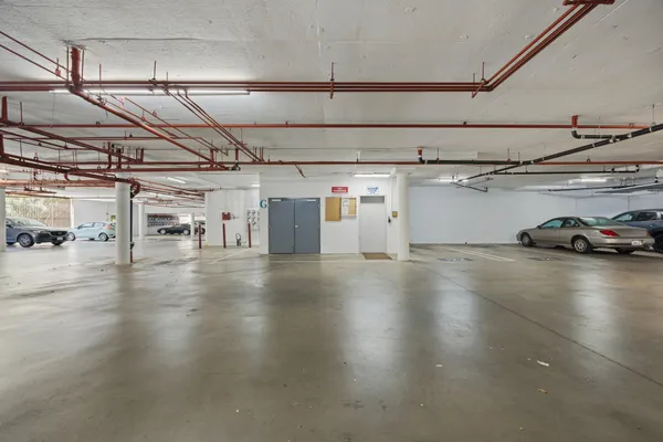 a view of a parking area