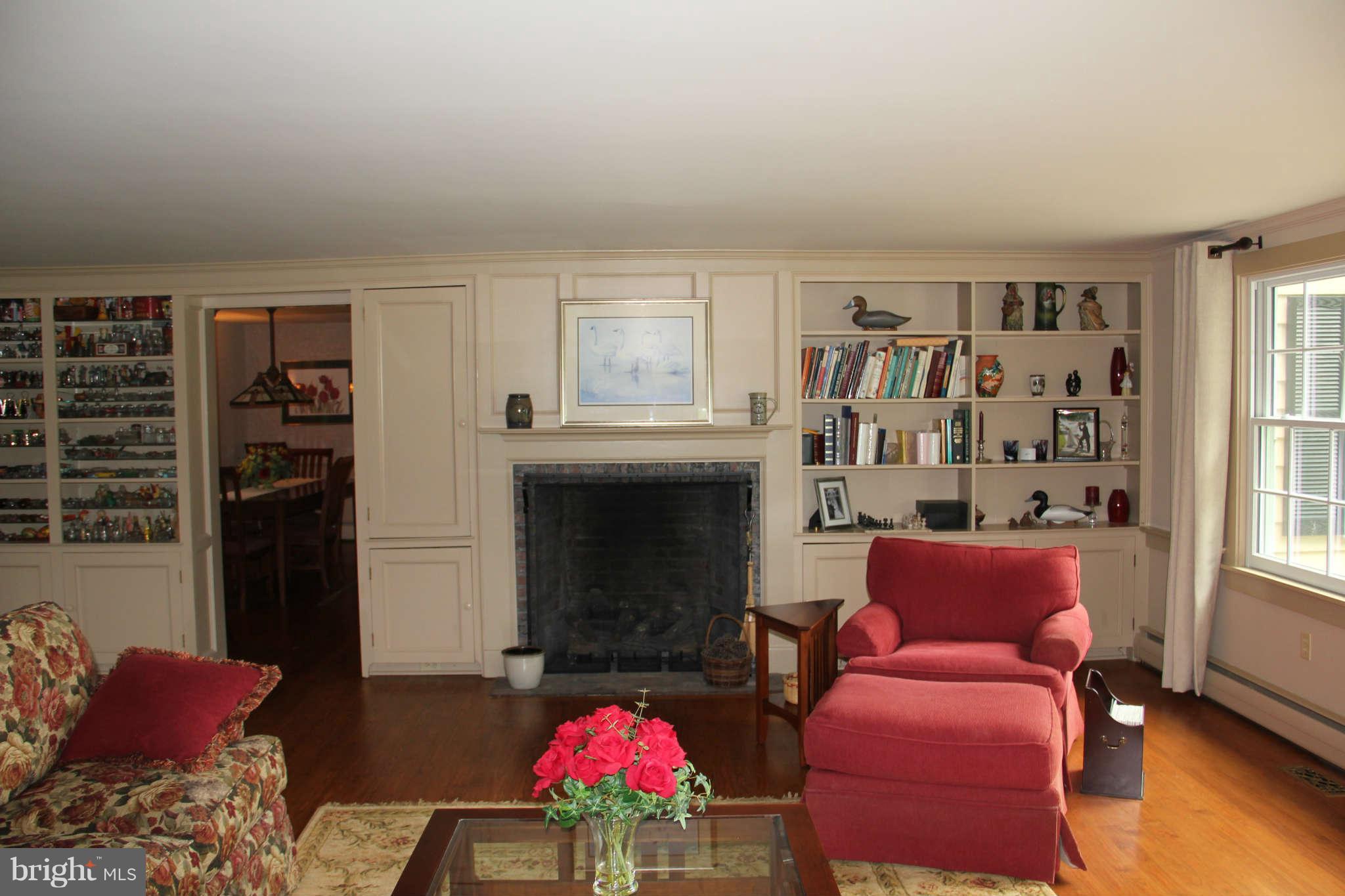 23963 Mt Pleasant Road St. Michaels, MD 21663 - Photo 14 of 30 Living Room