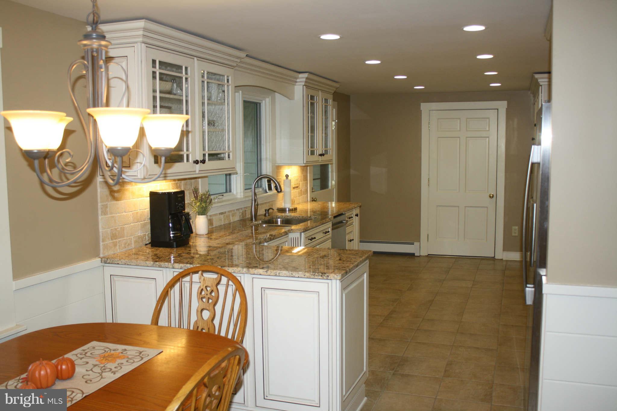 23963 Mt Pleasant Road St. Michaels, MD 21663 - Photo 9 of 30 Dining Room
