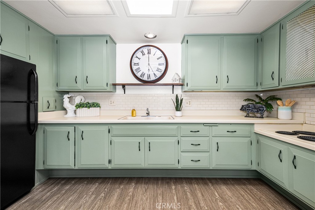 1680 Monterey Road, Unit 10G Seal Beach, CA 90740 - Photo 28 of 59