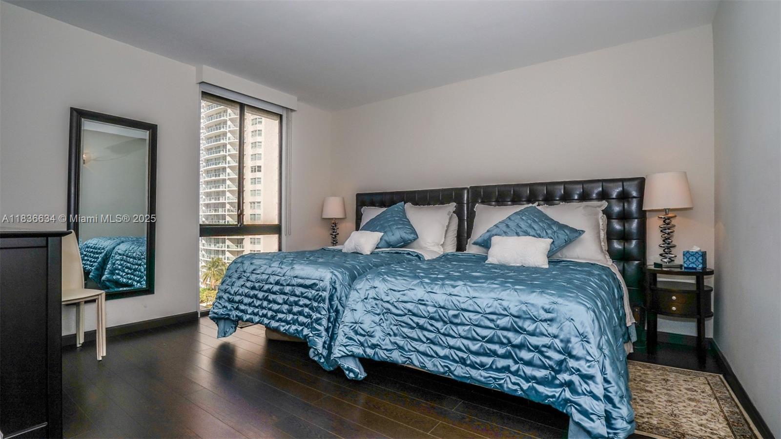 20191 East Country Club Drive, Unit 901 Aventura, FL 33180 - Photo 16 of 35