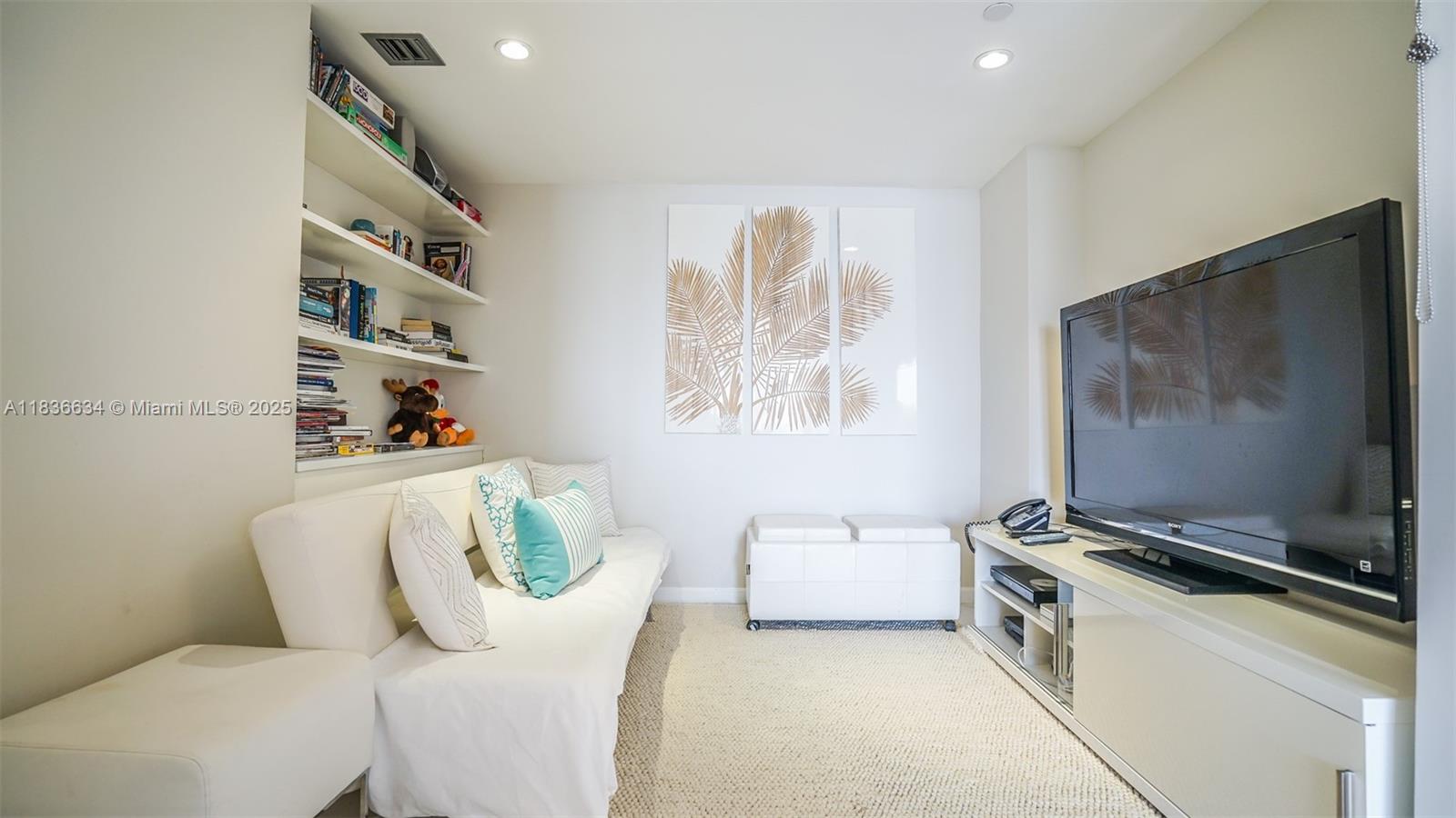 20191 East Country Club Drive, Unit 901 Aventura, FL 33180 - Photo 21 of 35