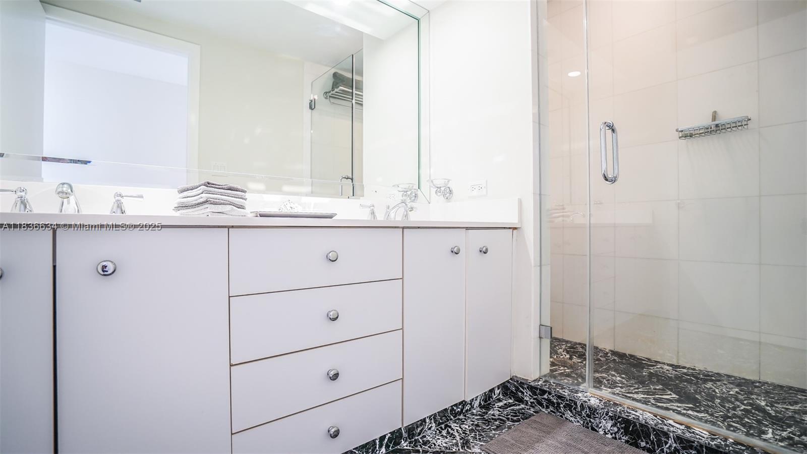 20191 East Country Club Drive, Unit 901 Aventura, FL 33180 - Photo 24 of 35