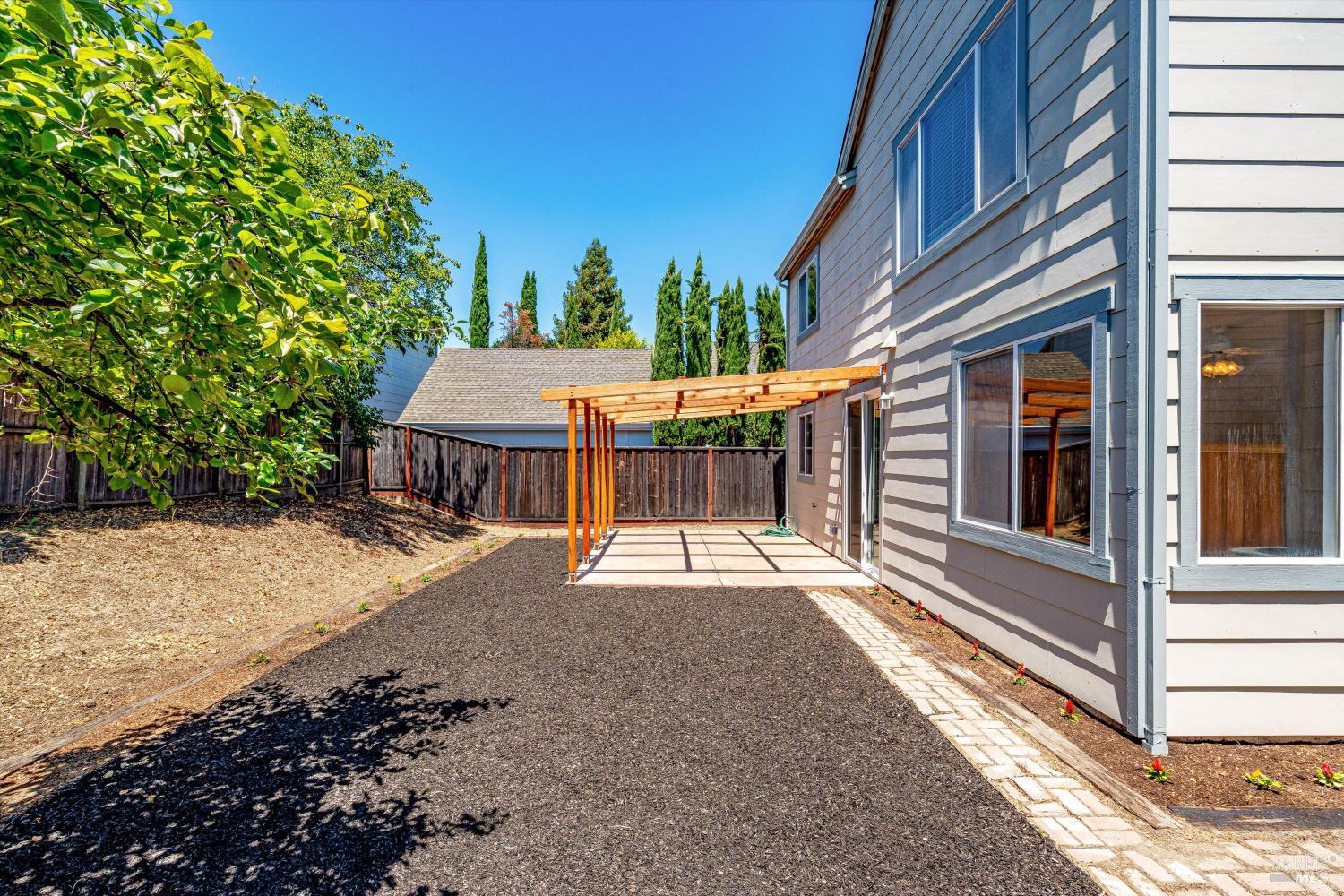 1715 Spur Ridge Lane Healdsburg, CA 95448 - Photo 38 of 39