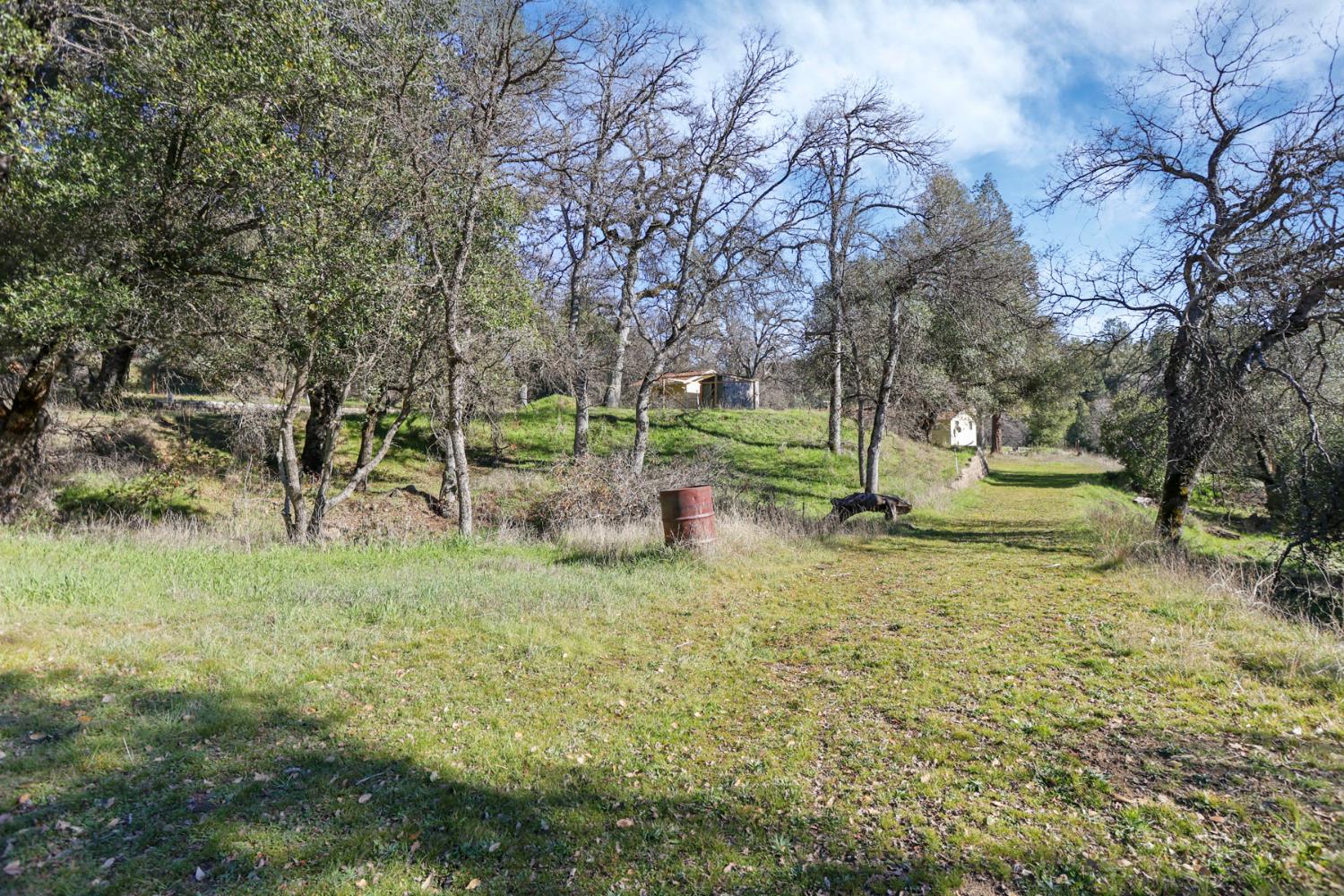 20200 Tuolumne Road North Tuolumne, CA 95379 - Photo 15 of 43 a view of park