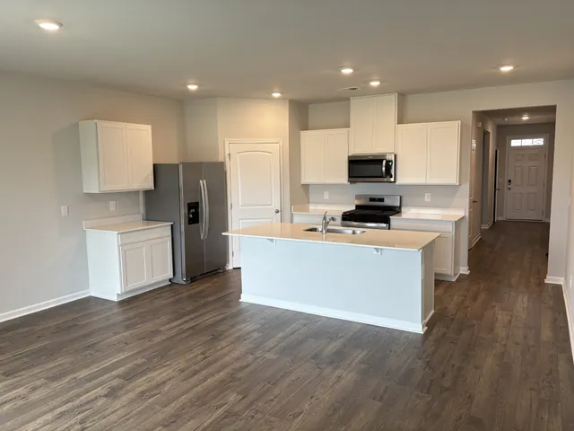 $2,150 | 7029 Penny Lane, White House, TN 37188